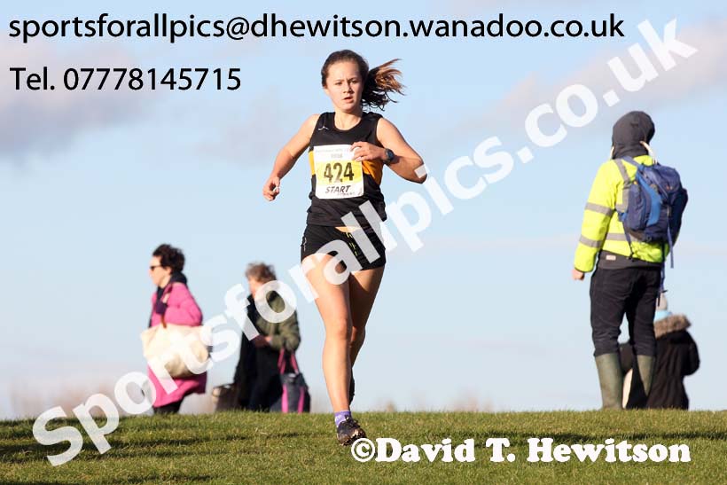 Girls under-15s Start fitness NEHL, South Shields. Photo: David T. Hewitson/Sports for All Pics